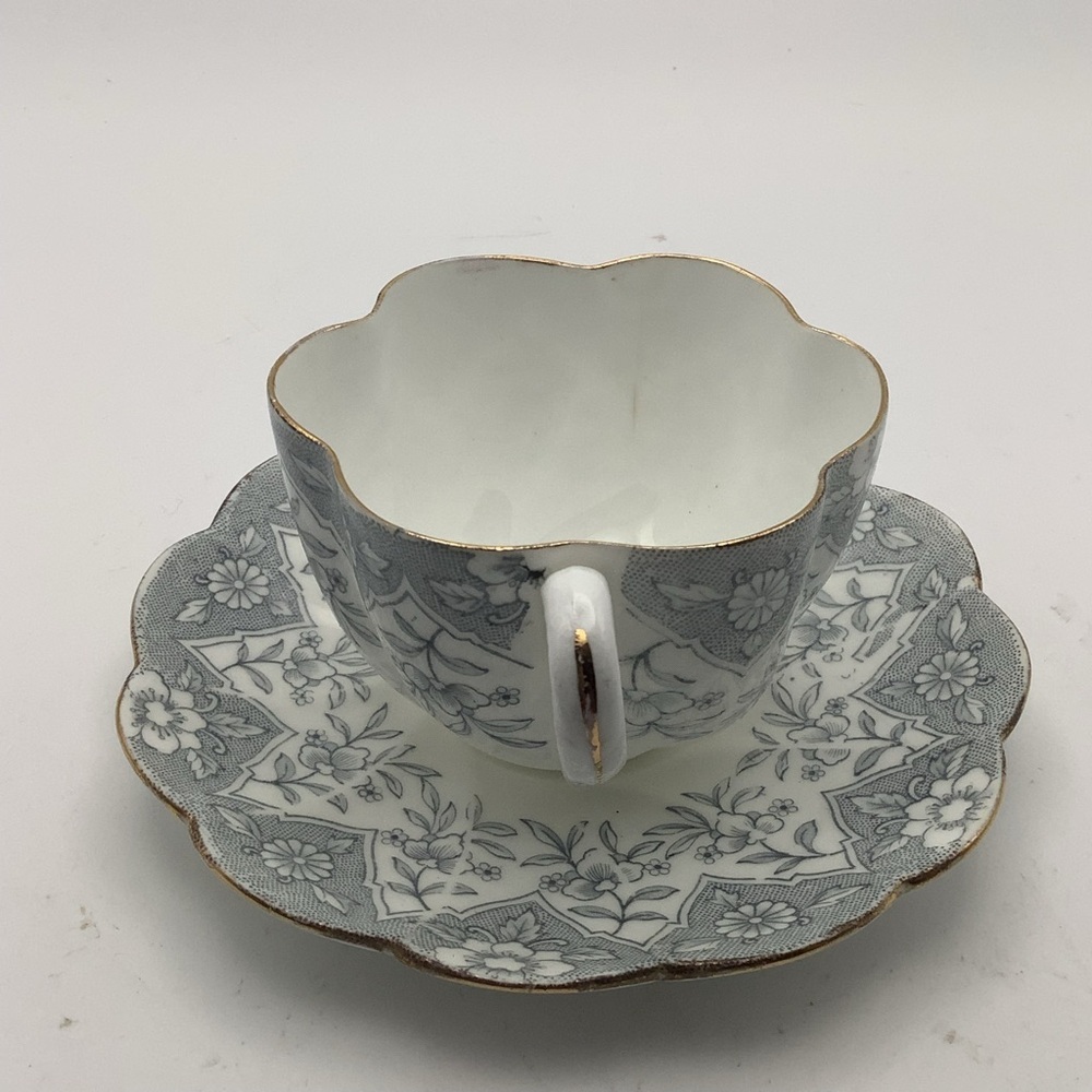 Vintage Chapman England Fluted Teacup and Saucer - Picture 3 of 10